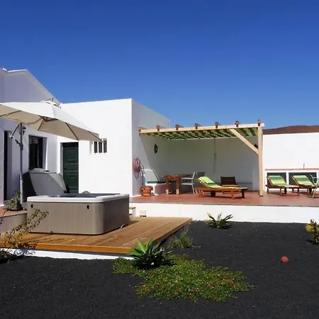 Casa Mare Villa *